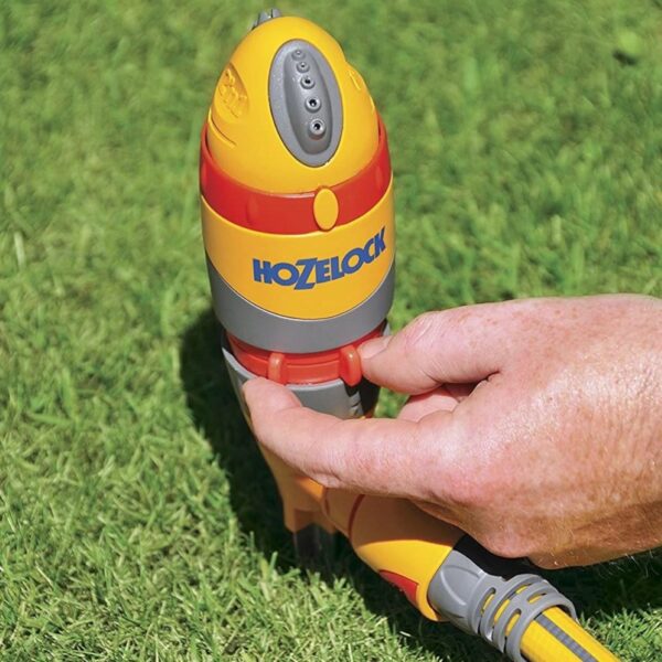 Hozelock Aquastorm 360 Degree 2-in-1 Spike Round Pro Sprinkler: Efficient 314m² Coverage for Lush Lawns