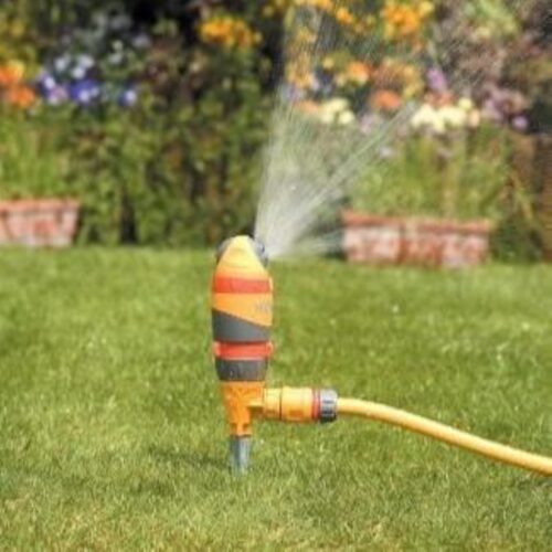 Hozelock Aquastorm 360 Degree 2-in-1 Spike Round Pro Sprinkler: Efficient 314m² Coverage for Lush Lawns