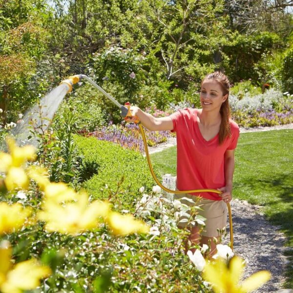 Hozelock Lance Spray Plus (90cm) - Effortless Watering with a Slim and Lightweight Design 1 Hozelock Lance Spray Plus (90cm) – Effortless Watering with a Slim and Lightweight Design
