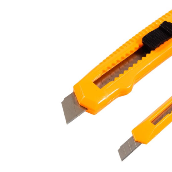 Jakar Cutting Knife, Aluminium Alloy, 8mm Diameter (Spare Blade Ref 7344-B) Hanging Pack