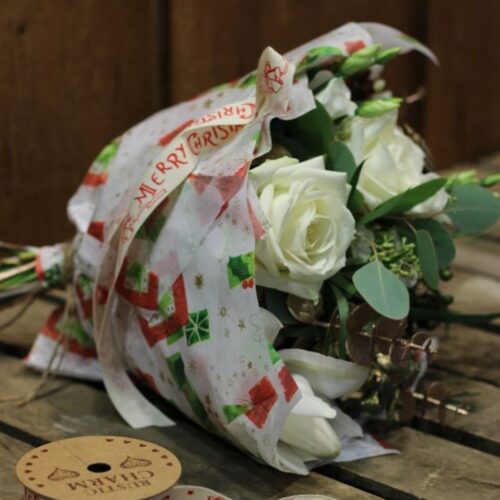 Oasis Folded Tissue Paper – 50 x 75cm, Modern Christmas Design, Gift Wrap & Cellophane Alternative, Recyclable 3 Oasis Folded Tissue Paper – 50 x 75cm, Modern Christmas Design, Gift Wrap & Cellophane Alternative, Recyclable - Image 2