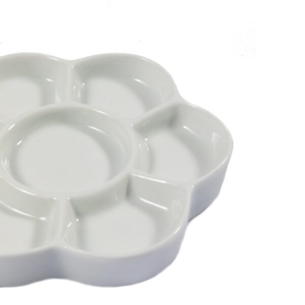 Jakar Porcelain Flower-Shaped Palette - 15cm Diameter with 7 Wells (6619), Individually Boxed for Artists & Hobbyists 1 Jakar Palette, Porcelain, 6”/15cm Diameter, 7 Well, Flower Shaped, Individually Boxed