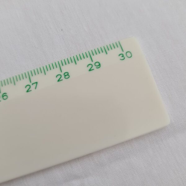 Möbius & Ruppert (M+R) Green Line Ruler – 30 cm Biobased Carbon (69%), Metric 2 Möbius & Ruppert (M+R) Green Line Ruler – 30 cm Biobased Carbon (69%), Metric