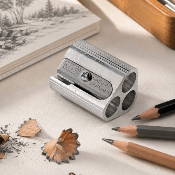 Möbius & Ruppert Magnesium 3-Hole Pencil Sharpener – Triple Function, Precision Sharpening for Graphite, Colour & Watercolour Pencils