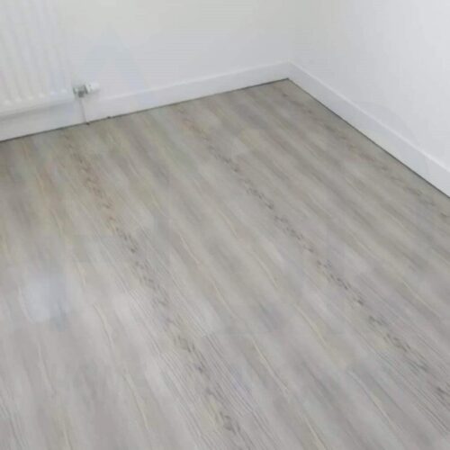 Tiletastic Grey Wood Effect Adhesive Vinyl Floor Tiles - 30.5cm x 30.5cm x 0.9cm 9 Tiletastic Grey Wood Effect Adhesive Vinyl Floor Tiles – 30.5cm x 30.5cm x 0.9cm