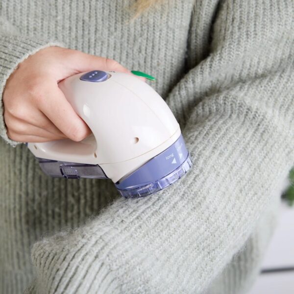 Minky Bobble Remover – Fabric Shaver for Removing Lint, Pills & Fuzz from Clothes 1 Minky Bobble Remover – Fabric Shaver for Removing Lint, Pills & Fuzz from Clothes