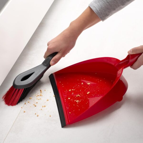 Vileda 2 in 1 Corner Ultra Fine Dustpan & Hand Brush – Efficient Cleaning for Fine Dust 5 Vileda 2 in 1 Corner Ultra Fine Dustpan & Hand Brush – Efficient Cleaning for Fine Dust