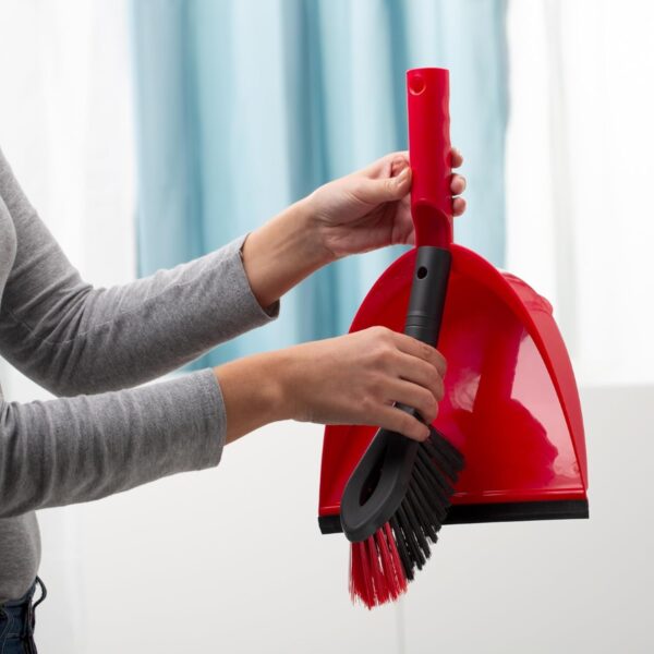 Vileda 2 in 1 Corner Ultra Fine Dustpan & Hand Brush – Efficient Cleaning for Fine Dust 6 Vileda 2 in 1 Corner Ultra Fine Dustpan & Hand Brush – Efficient Cleaning for Fine Dust