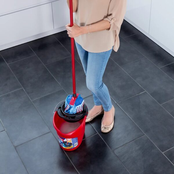 Vileda SuperMocio Bucket with Torsion Wringer – Efficient Water Removal for Faster Mop Drying