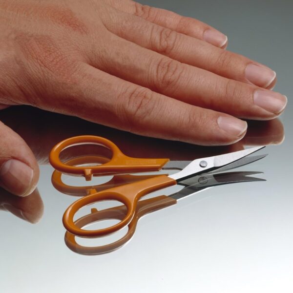 Fiskars Classic Curved Embroidery & Manicure Scissors – 10 cm Stainless Steel Precision 3 FSK 0809 4
