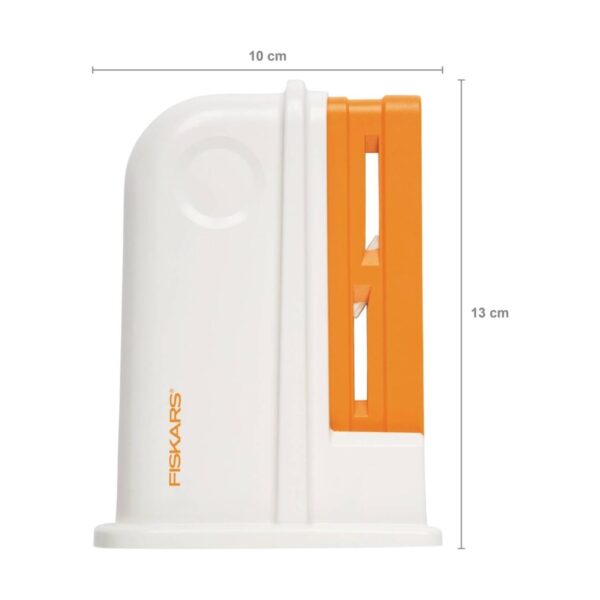 Fiskars Universal Scissor Sharpener – Compact Ceramic Tool for Standard & RazorEdge Blades 2 FSK 6209 3