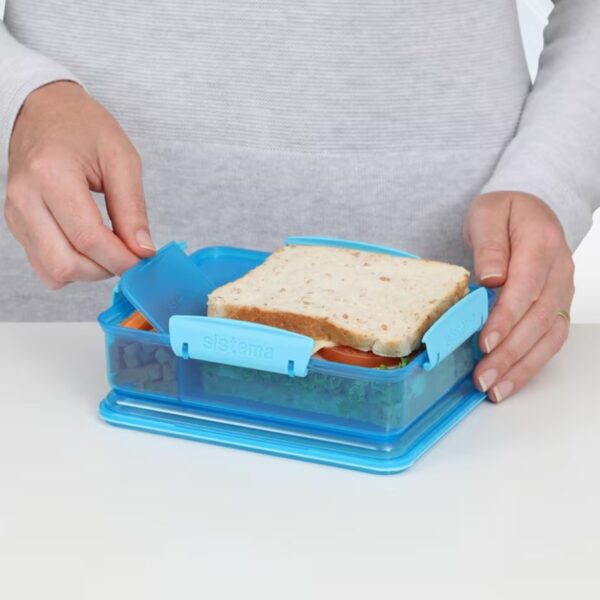 Sistema Snack Attack Duo Lunch Box 975ml – Blue, 3-Compartment Lunch Box with Easy-Lock Clips, BPA-Free 2 Sistema Snack Attack Duo Lunch Box 975ml – Blue, 3-Compartment Lunch Box with Easy-Lock Clips, BPA-Free