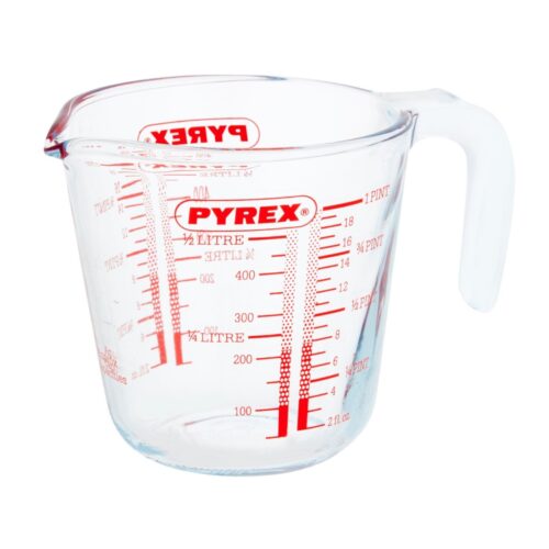 Pyrex Classic Glass Measuring Jug (0.5L) – Borosilicate Glass, Oven & Microwave Safe, Thermal Shock Resistant, Easy-Read Scale
