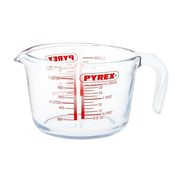 Pyrex Classic Glass Measuring Jug (1L) – Borosilicate Glass, Oven & Microwave Safe, Thermal Shock Resistant, Easy-Read Scale