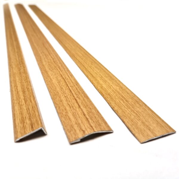 Oak Effect Self-Adhesive Aluminium Floor Threshold Strip 900mm – Flat Cover Trim 40x3mm for Laminate, Wood & Vinyl Floors
