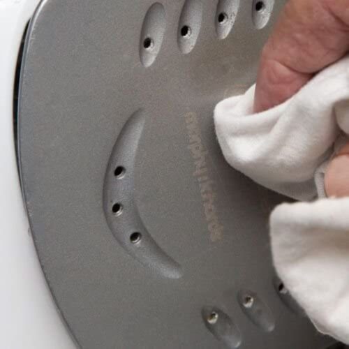 Vlieseline Iron Cleaner Stick – Soleplate Cleaning Stick for Irons, Removes Burn Marks & Residue, Easy Clean - Image 5