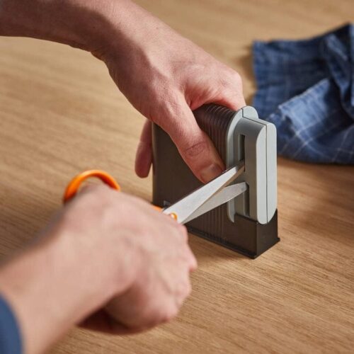 Fiskars Scissor Sharpener – Restores Sharp Blades, Easy Maintenance, Right Handed Scissors Only 6 Fiskars Scissor Sharpener – Restores Sharp Blades, Easy Maintenance, Right Handed Scissors Only